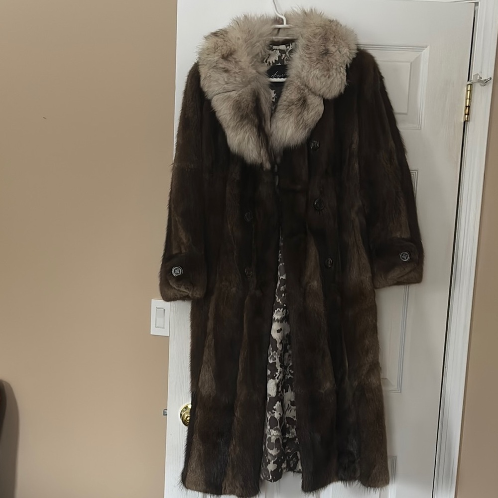 FUR SALON-  Vintage Brown real Fur Coat with Silver Fox  Fur Collar